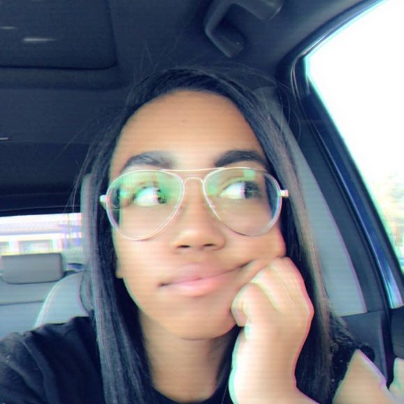 Meet your Posher, Rachell - Picture 1 of 1